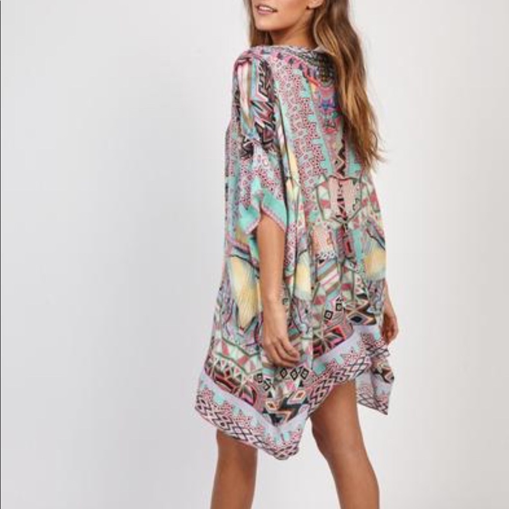 Camilla Mochilla Chiller short kaftan NWT